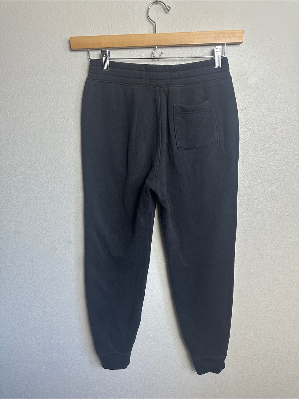 Hollister Black Jogger Sweatpants with White Vertical Logo - Picture 5 of 5
